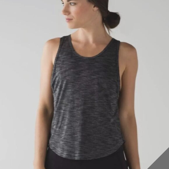 Lululemon Heathered Black Reflective Loose Fit Rush Hour Tank Top-Size 8 - Picture 2 of 8